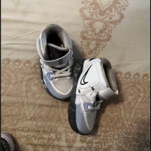 Nike Kyrie Baby shoes